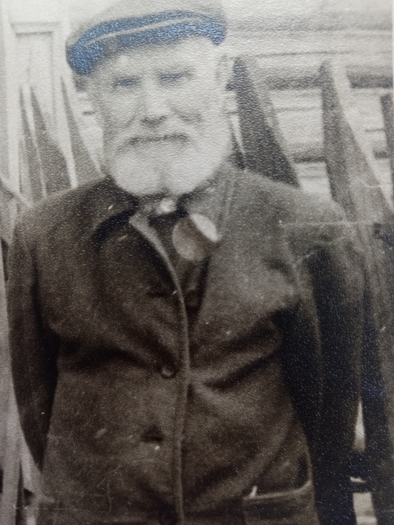 Маньков Павел Федорович 1953 г..jpg