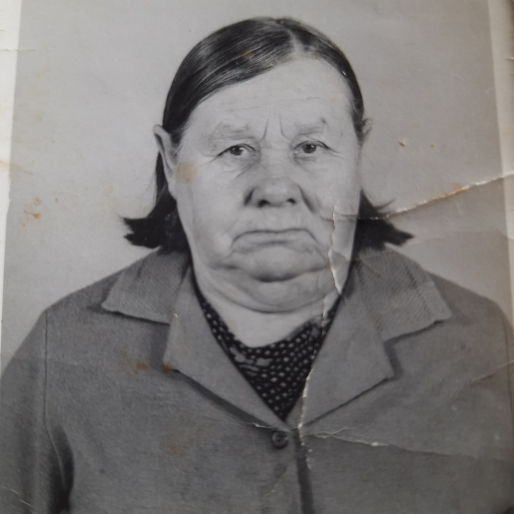 Скворцова Анисья Макаровна. 1980-е годы.jpg